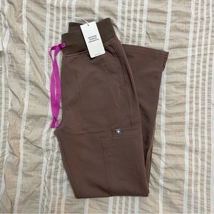Smoky taupe high waisted yola figs scrub pants - XXS petite